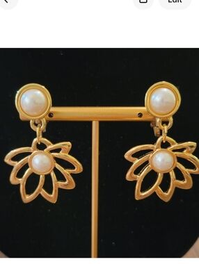 Vintage Marvella Gold Toned & Faux Pearl Dangle Clip On Earrings